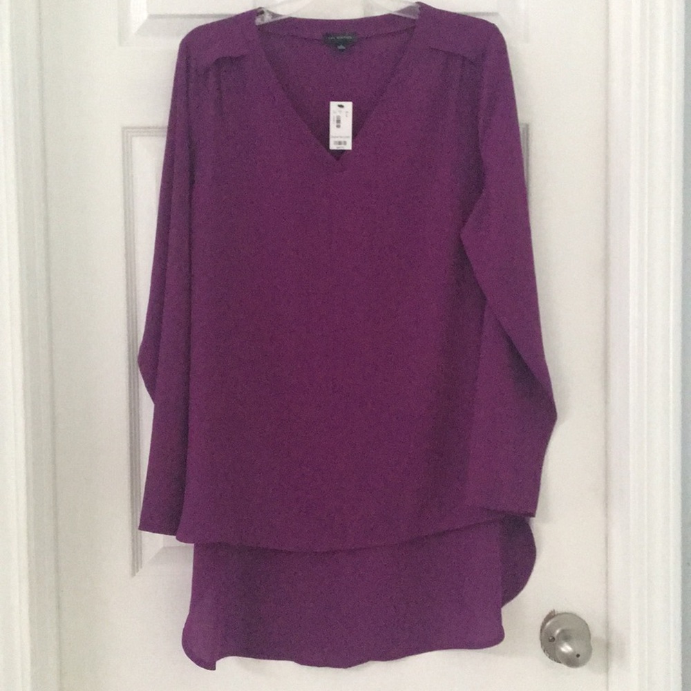 🌺 Magenta high low blouse.